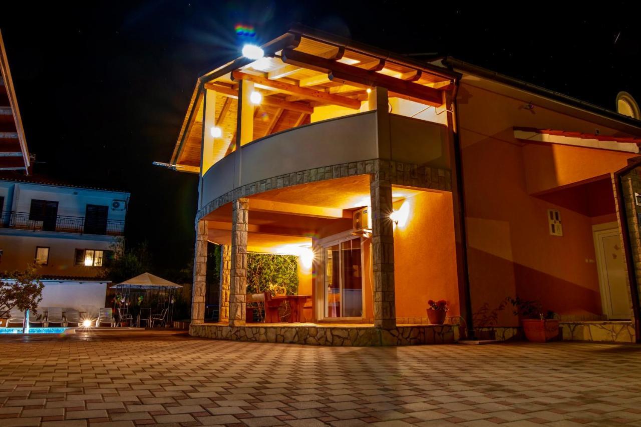 Villa Anita Pula Zewnętrze zdjęcie